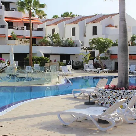 Parque Santiago 1 Next To The * Playa de las Americas (Tenerife)