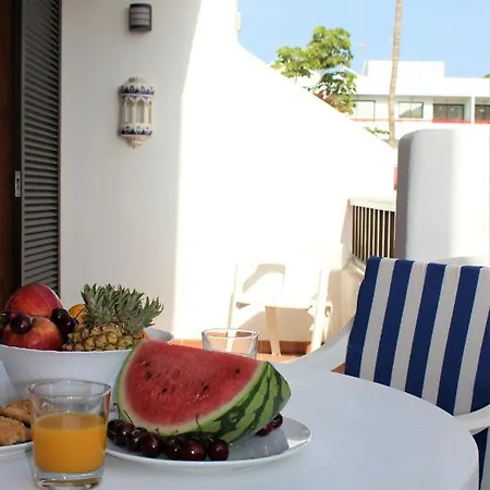 Parque Santiago 1 Next To The *