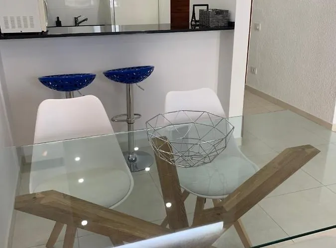 Parque Santiago 1 Next To The * Playa de las Americas (Tenerife)